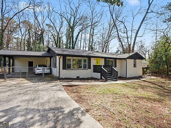 2nd image of 3534 Spring Cir