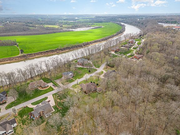2nd image of 2117 Queens Bluff Way