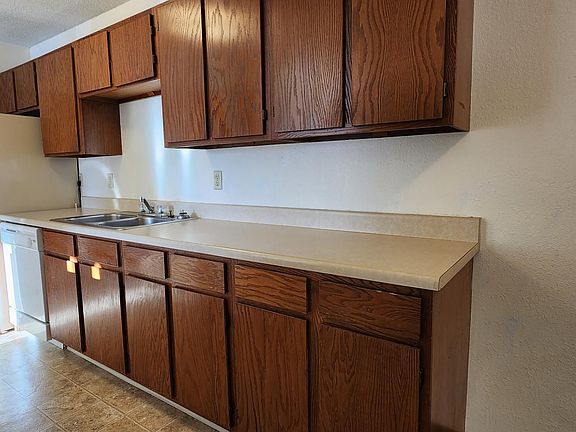 2nd image of 800 11th Ave S #302