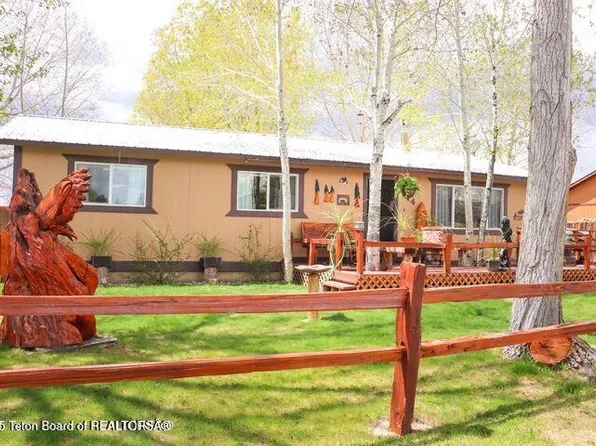 444 S Madison Ave, Pinedale, WY 82941