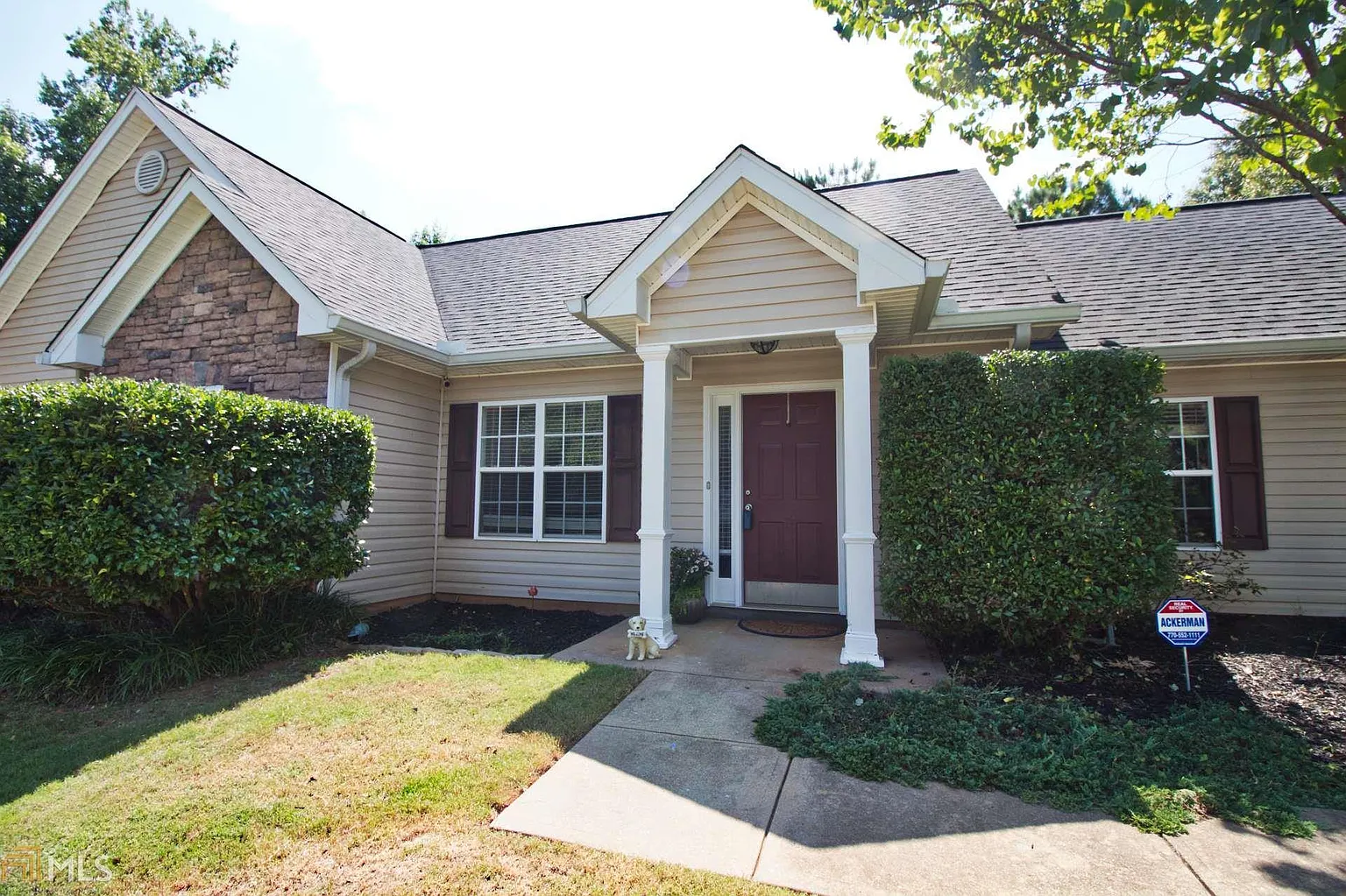 15 Freeman Way photo 1