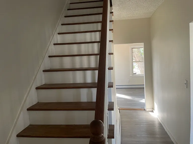 23 Ellis Ave — Photo 7