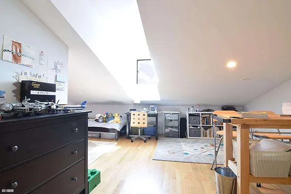 Rented by Citi Habitats | media 35