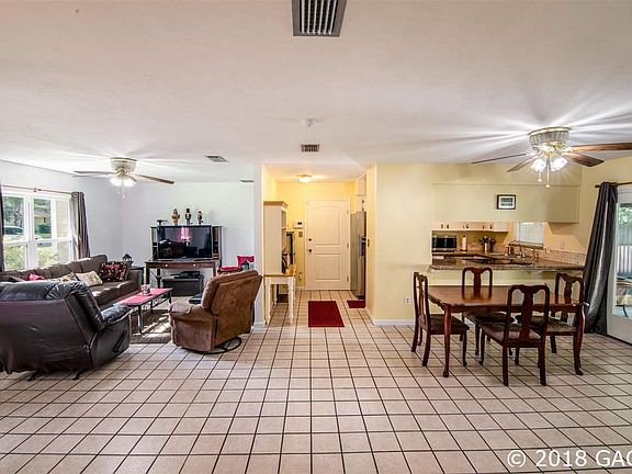 5th image of 6714 NW 33rd St