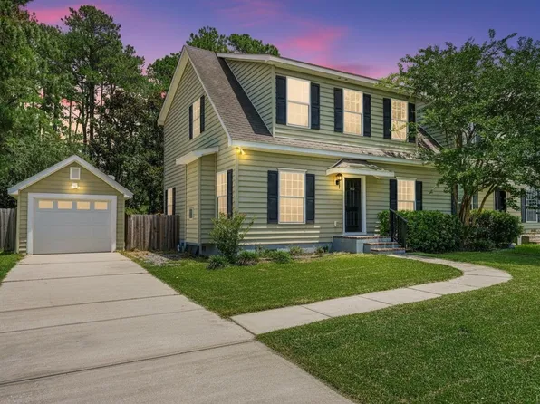 102 Dream St, Summerville, SC 29483