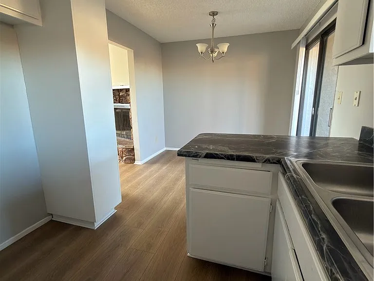 10547 Cochiti Rd — Photo 2