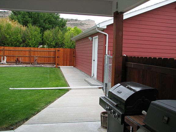 back yard/garage