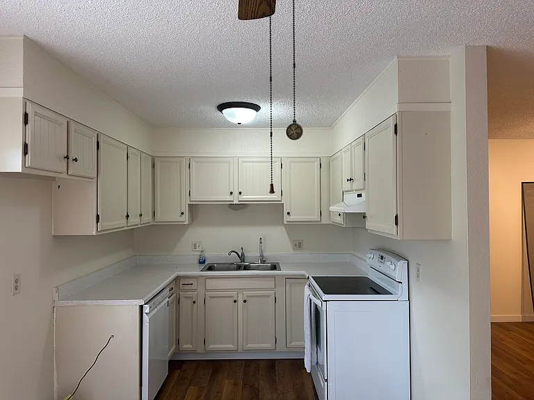 204 Trailridge Rd — Photo 5