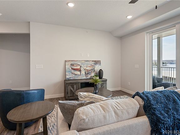 2nd image of 104 Sierra Bay Dr #2F