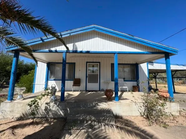 5425 Pena Ln, Zapata, TX 78076