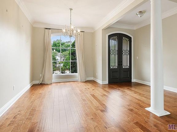 2nd image of 734 Highland Knoll Ct