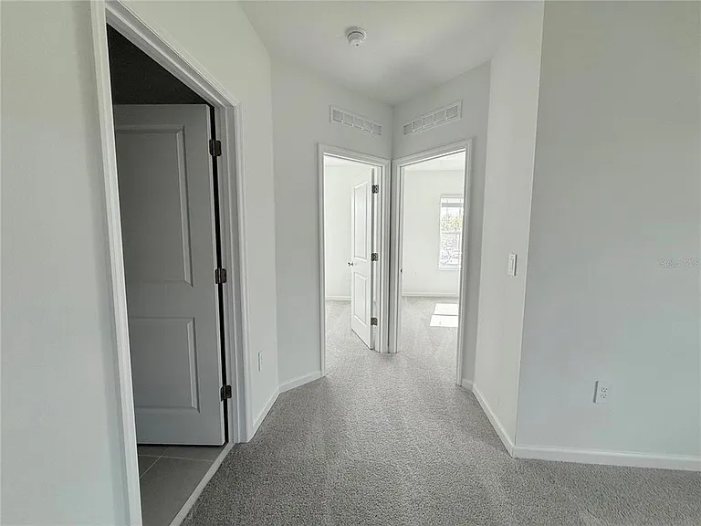 2747 Skyline Loop — Photo 18