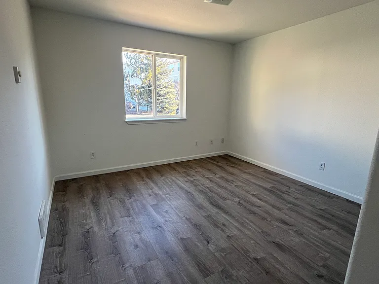 2211 N Airport Rd #4 — Photo 9