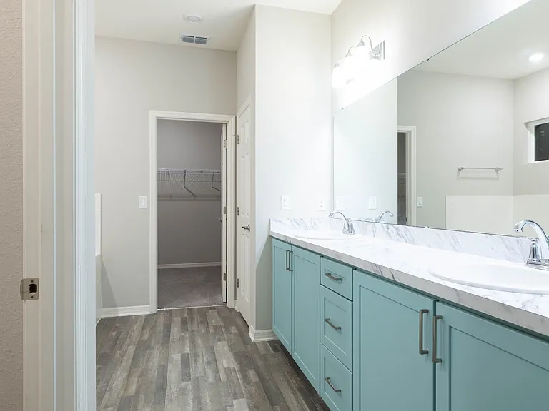 1069 Montgomery Ln — Photo 21