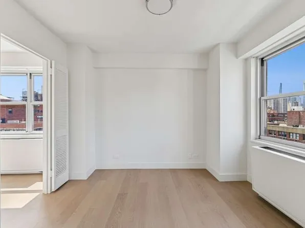 1520 York Avenue image 3 of 14