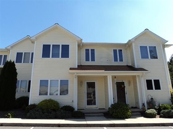 1st image of 3285 White Oak Ct