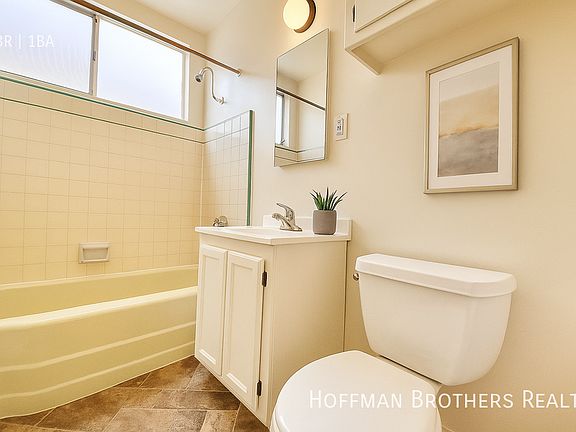 4th image of 5625 W Jefferson Blvd APT 1