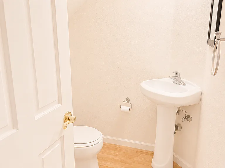N Sierra Duplex — Photo 23