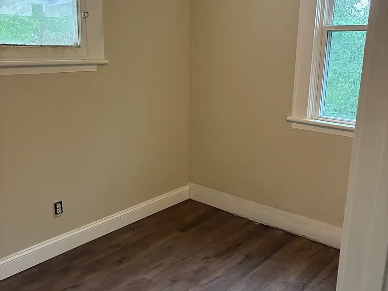 543 Chestnut Ave NW — Photo 12