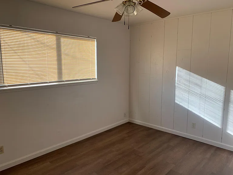 190 Chestnut Ave — Photo 22