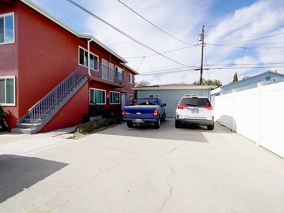 3rd image of 9725 Mallison Ave #D