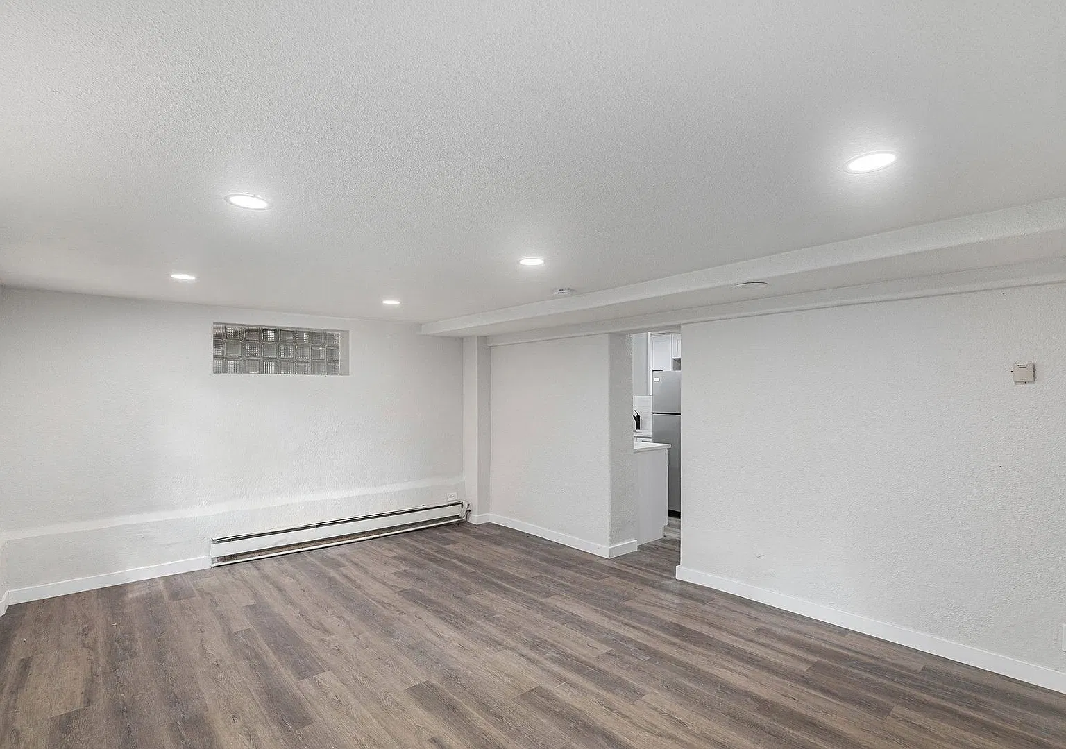 Garden-Level 2 bed Apartment in Congress Park Available Now — Photo 4