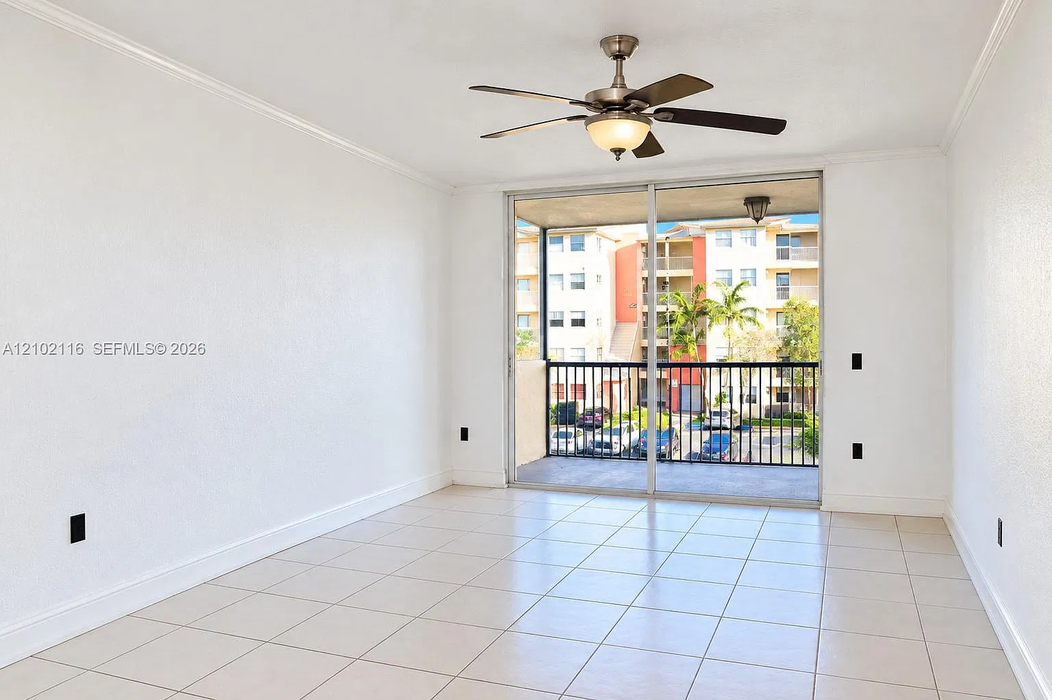 Las Vistas At Doral Condo — Photo 4