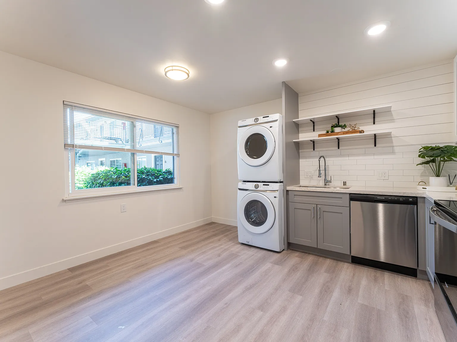 2 bed, $3,575 — Photo 3