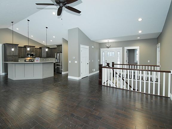 4th image of 1759 Toscana St