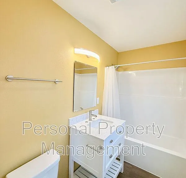 5711 NE 74th Ct #A — Photo 16