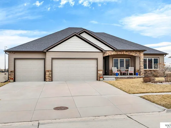 9511 Southern Sky Rd, Lincoln, NE 68505
