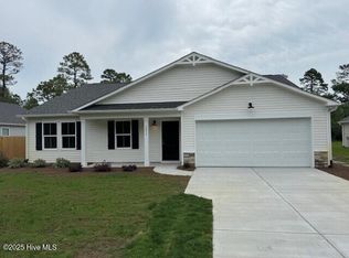 131 Cougar Rd, Southport, NC 28461