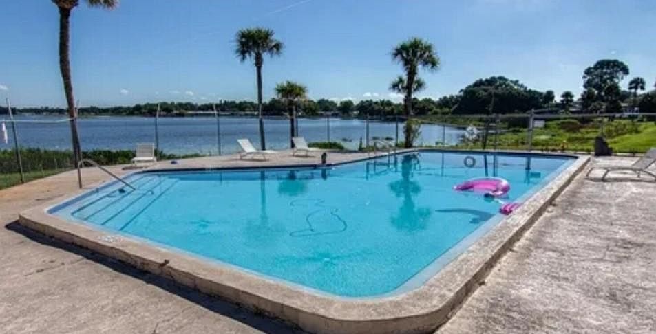 one of two pools in the Grove. This one overlooks lake Bonny and is literally next to you.