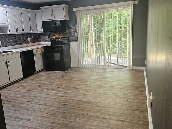 2nd image of 4707 Highlake Dr #1