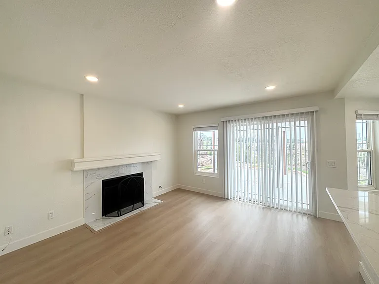 3413 Caseras Dr — Photo 14