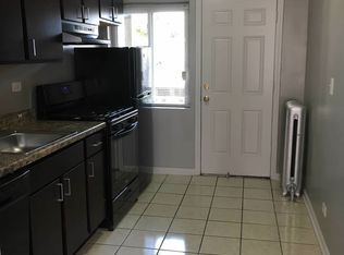 1340 W Argyle St APT 2S, Chicago, IL 60640
