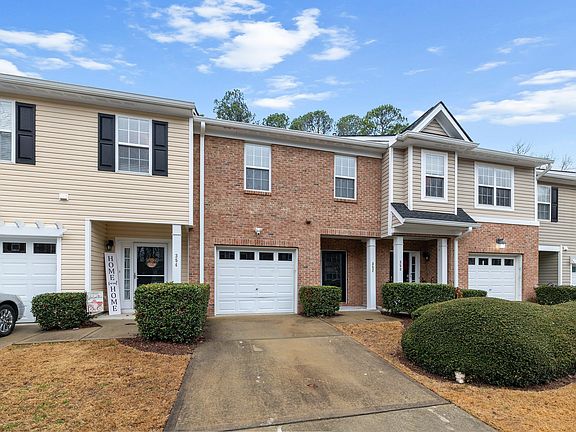 3rd image of 352 Anterbury Dr