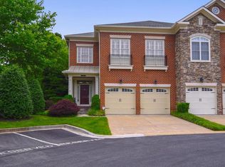6444 Cloister Gate Dr, Baltimore, MD 21212