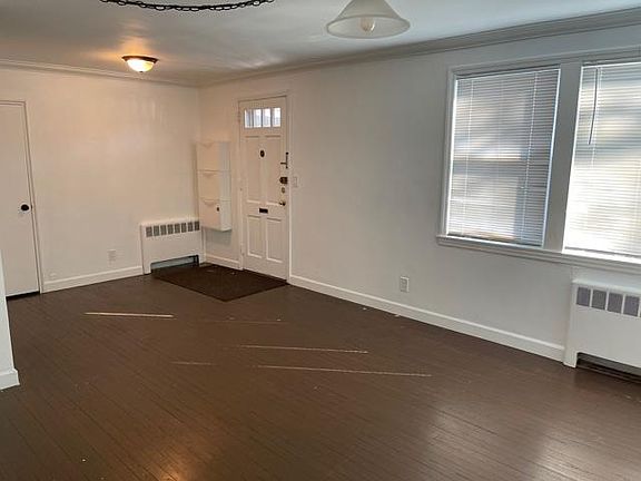 2nd image of 92 Lawrence Park Cres