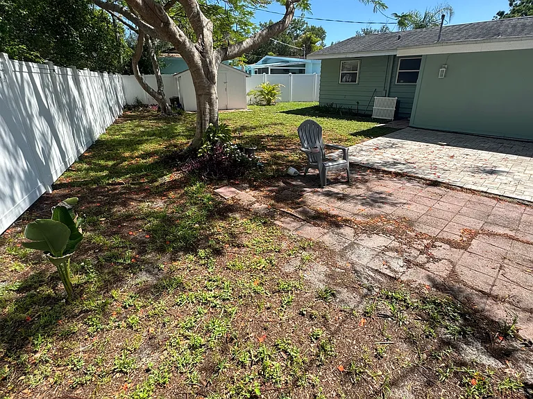 340 Caruso Pl — Photo 9