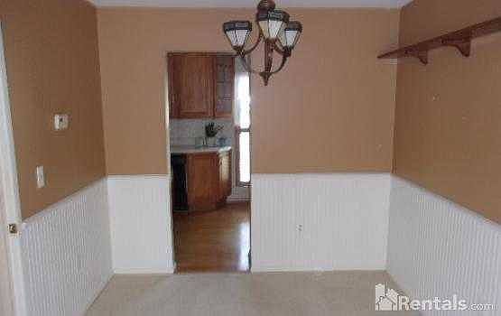 4th image of 24419 Bashian Dr #1