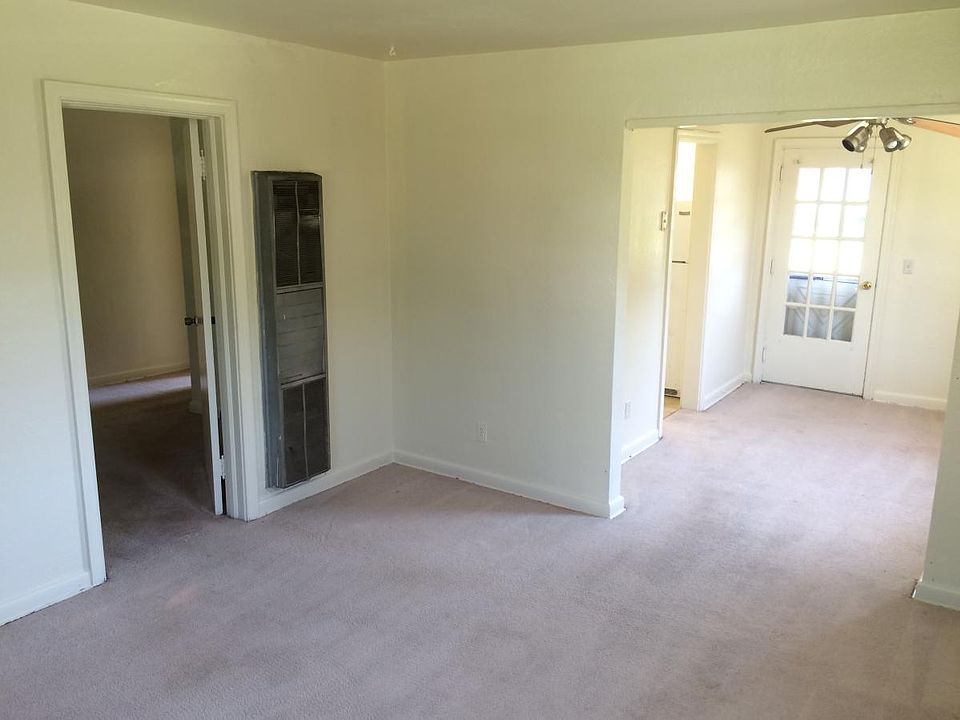 2nd image of 3878 Wake Cir #A