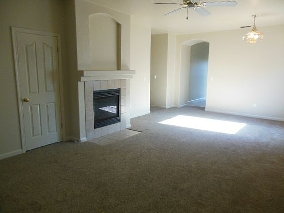 3rd image of 3152 White Fish Bay St