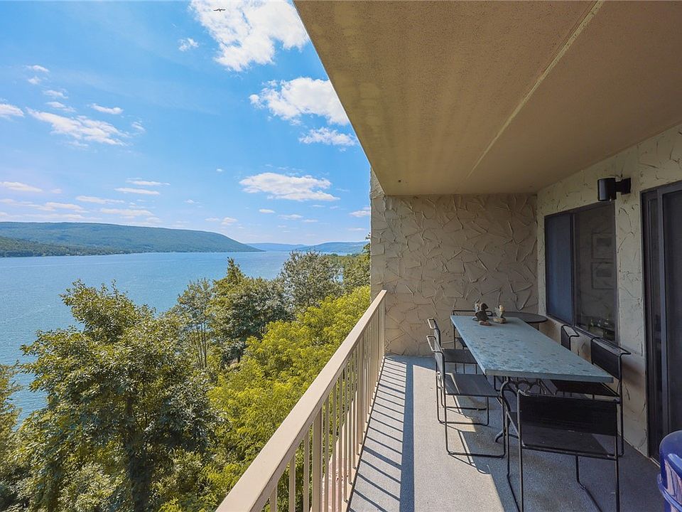 1st image of 130 Cliffside Dr