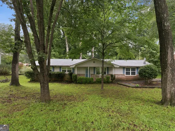 2162 Chestnut Pl, Lithia Springs, GA 30122