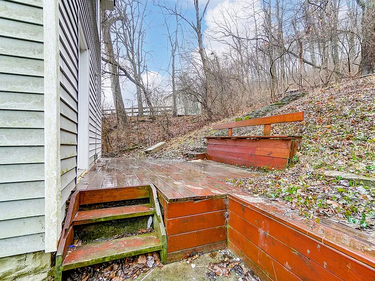 2307 Center St — Photo 47
