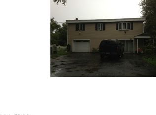 651 Groton Long Point Rd, Groton, CT 06340