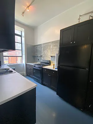 Rented by Aimee Grodanz, LREB | media 1