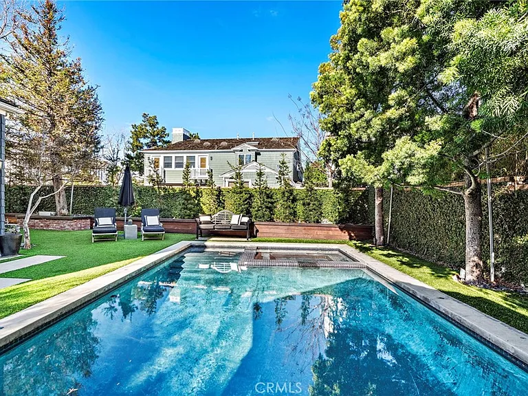 20 Cape Danbury — Photo 56