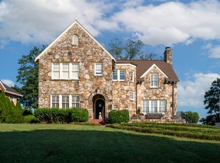 75 S Crest Rd, Chattanooga, TN 37404